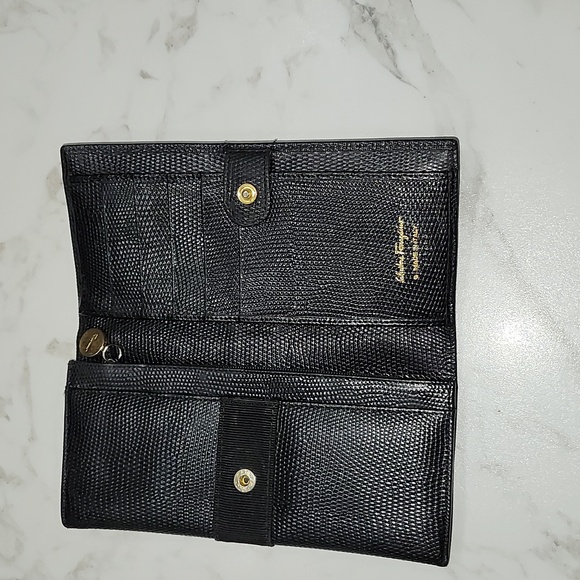 Salvatore Ferragamo Wallet - Picture 9 of 13